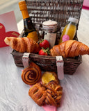 Mum’s Breakfast In Bed Hamper (Collection Only)